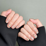 Ongles Press-On MIBLAB nude iris¡§|s port¡§|s sur mains, Manucure raffin¡§|e Gen¡§¡§ve