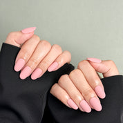Ongles Press-On MIBLAB nude mat port¡§|s sur mains, Manucure ¡§|l¡§|gante Gen¡§¡§ve