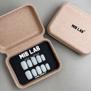Coffret MIB LAB Milk+ avec press on nails premium réutilisables blanc, kit complet, retrait à Genève et livraison en Suisse.